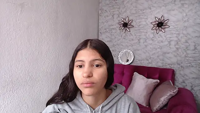 Evagirl69 online show from February 19, 2026, 12:12 pm