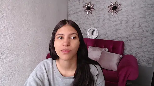 Evagirl69 online show from March 6, 2026, 12:23 pm