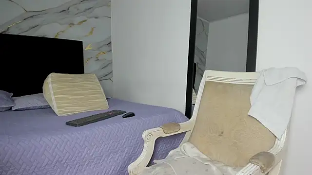 Vickysweeeettt online show from November 4, 2025, 8:30 pm