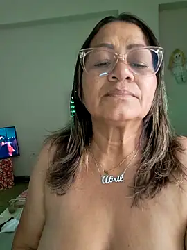 Snapshot of Vickysweeeettt chatting on June 22, 2026, 8:50 pm Vickysweeeettt online show from June 22, 2026, 8:50 pm