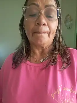 Snapshot of Vickysweeeettt chatting on June 23, 2026, 1:31 pm Vickysweeeettt online show from June 23, 2026, 1:31 pm
