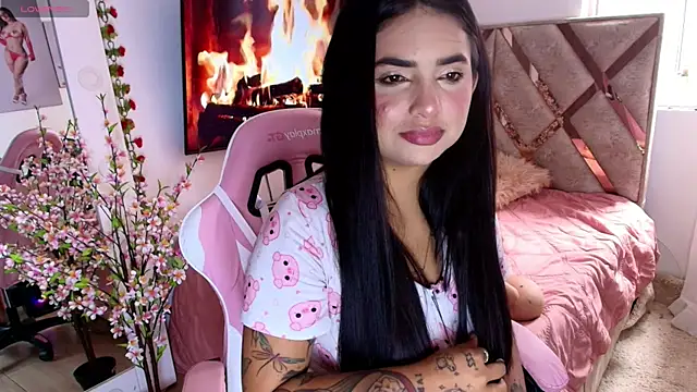 Snapshot of Dani_princess chatting on July 23, 2026, 2:48 pm Dani princess online show from July 23, 2026, 2:48 pm