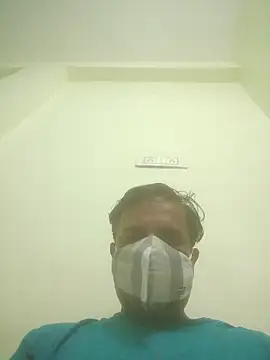 Snapshot of vardh033 chatting on October 27, 2025, 5:22 am vardh033 online show from October 27, 2025, 5:22 am