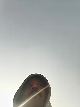 vardh033 online show from January 10, 2026, 5:53 am