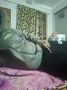 vardh033 online show from February 22, 2026, 10:47 am