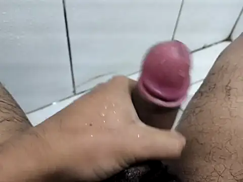 Gil223344 online show from March 18, 2026, 2:20 pm