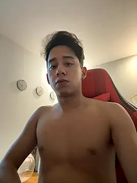 Snapshot of leduck7 chatting on September 9, 2025, 9:53 am leduck7 online show from September 9, 2025, 9:53 am