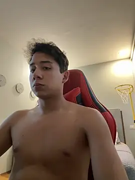 Snapshot of leduck7 chatting on September 23, 2025, 11:19 pm leduck7 online show from September 23, 2025, 11:19 pm