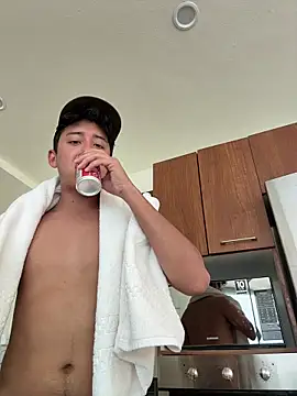 Snapshot of leduck7 chatting on December 22, 2025, 3:53 pm leduck7 online show from December 22, 2025, 3:53 pm