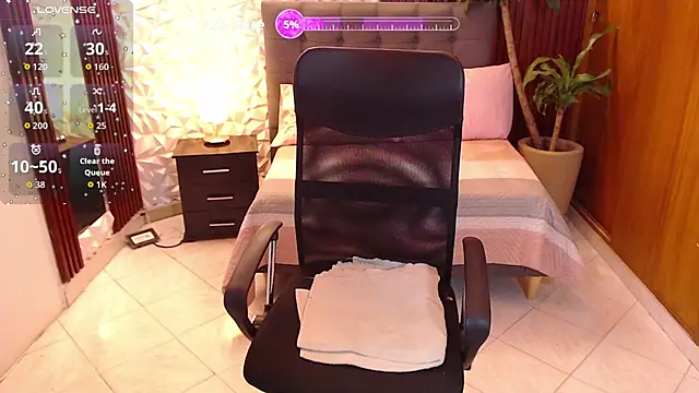 veronica em1 online show from February 12, 2026, 1:06 pm