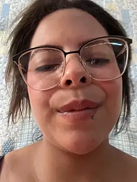 MiaCollinssx online show from July 28, 2026, 4:39 pm