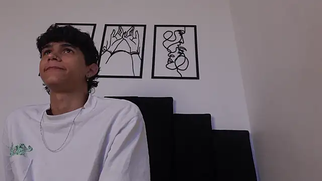 alexmark  online show from February 27, 2026, 1:33 pm