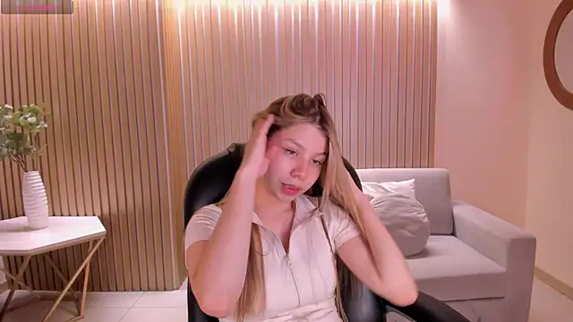 TiffannySins online show from July 11, 2026, 4:26 am