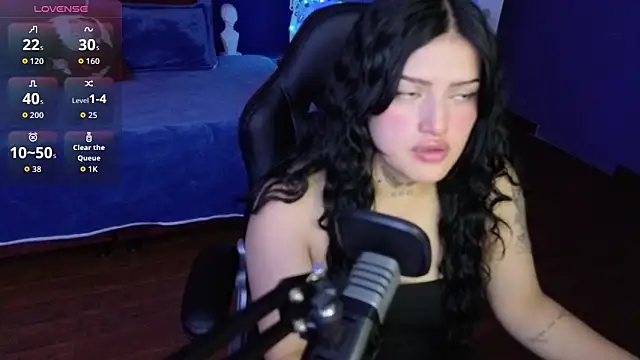 sari belle online show from December 22, 2025, 8:50 pm