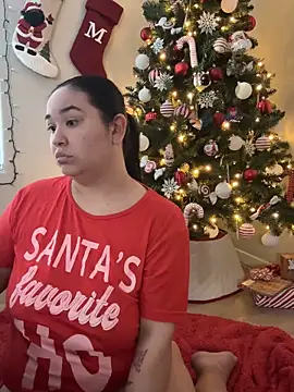 Snapshot of marcylove chatting on December 16, 2025, 6:35 pm marcylove online show from December 16, 2025, 6:35 pm