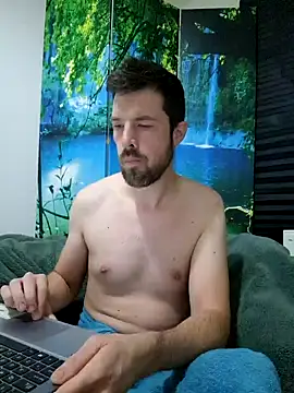 Snapshot of welcome-to-the-jungle chatting on November 20, 2025, 6:07 pm welcome-to-the-jungle online show from November 20, 2025, 6:07 pm