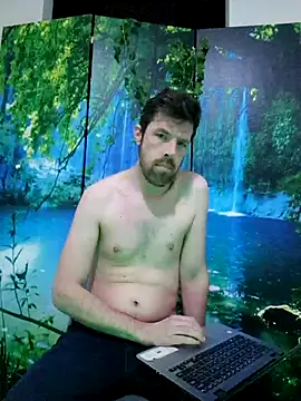 Snapshot of welcome-to-the-jungle chatting on March 8, 2026, 9:40 pm welcome-to-the-jungle online show from March 8, 2026, 9:40 pm