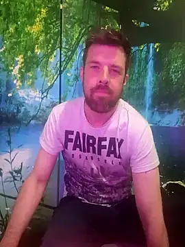 welcome-to-the-jungle online show from May 8, 2026, 8:25 pm