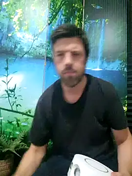 welcome-to-the-jungle online show from July 7, 2026, 8:13 pm