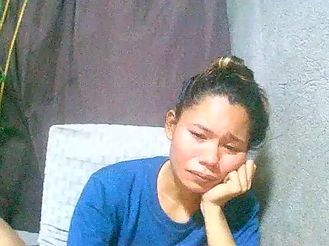 Snapshot of Sweeetgurll chatting on May 20, 2026, 1:06 pm Sweeetgurll online show from May 20, 2026, 1:06 pm