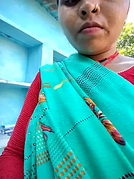 Snapshot of Monika_thakurr chatting on July 28, 2026, 11:17 am Monika thakurr online show from July 28, 2026, 11:17 am