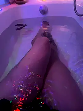 Snapshot of PuraTinta_miau chatting on November 19, 2025, 2:17 pm PuraTinta miau online show from November 19, 2025, 2:17 pm