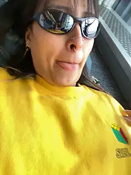 Snapshot of PuraTinta_miau chatting on December 3, 2025, 9:07 am PuraTinta miau online show from December 3, 2025, 9:07 am