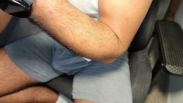 Snapshot of catt18 chatting on January 5, 2026, 5:38 pm catt18 online show from January 5, 2026, 5:38 pm