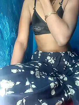 Snapshot of ruchigoutam chatting on November 20, 2025, 5:34 pm ruchigoutam online show from November 20, 2025, 5:34 pm