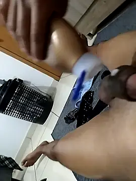 safadomoreno online show from January 10, 2026, 5:53 am