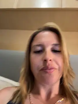 amberrose094 online show from June 1, 2026, 7:04 pm