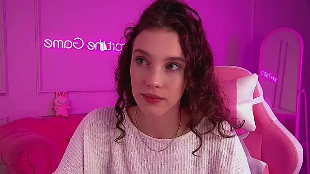 VeronicaVances online show from October 2, 2025, 6:04 pm