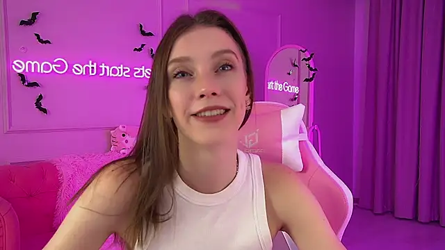 VeronicaVances online show from October 16, 2025, 6:31 pm