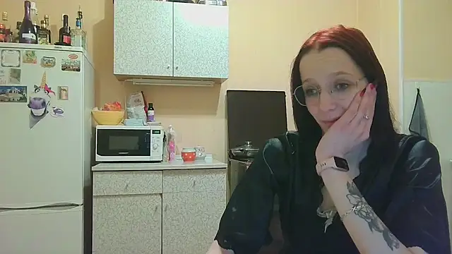Snapshot of Lucy_Divine chatting on November 13, 2025, 8:08 pm Lucy Divine online show from November 13, 2025, 8:08 pm