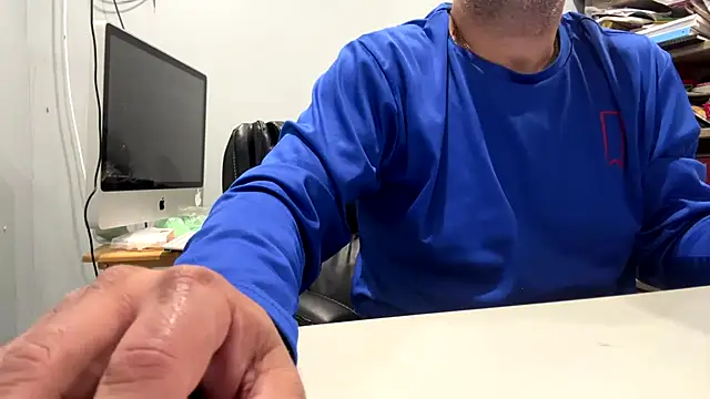 Snapshot of frankyjones8989 chatting on November 18, 2025, 3:12 am frankyjones8989 online show from November 18, 2025, 3:12 am