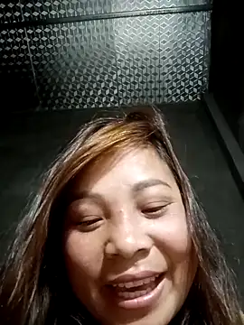 Snapshot of Milan6789 chatting on May 3, 2026, 9:10 pm Milan6789 online show from May 3, 2026, 9:10 pm