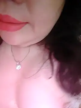 Julyy08 online show from March 3, 2026, 3:23 am