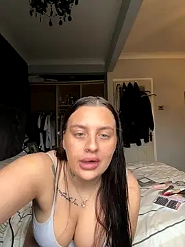 Snapshot of Victoriasteel chatting on November 9, 2025, 11:41 am Victoriasteel online show from November 9, 2025, 11:41 am