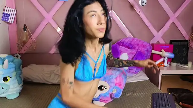 Sophia moo  online show from July 16, 2026, 5:02 am