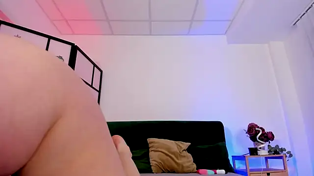 Mary Lori online show from March 4, 2026, 7:25 am