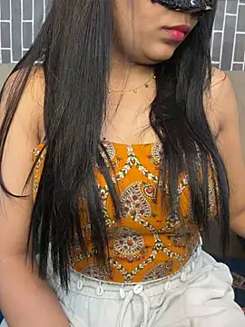 Snapshot of Riya-6969 chatting on July 10, 2026, 3:03 pm Riya-6969 online show from July 10, 2026, 3:03 pm