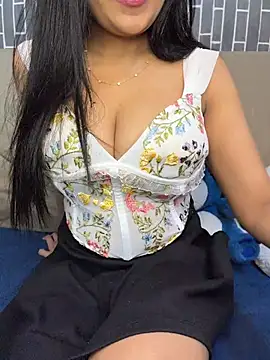 Snapshot of Riya-6969 chatting on July 28, 2026, 2:24 pm Riya-6969 online show from July 28, 2026, 2:24 pm