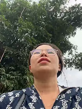 han-cute online show from October 13, 2025, 12:32 am