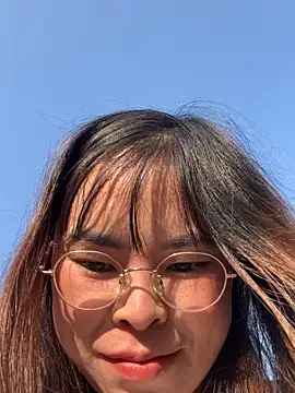 Snapshot of han-cute chatting on November 27, 2025, 1:18 am han-cute online show from November 27, 2025, 1:18 am