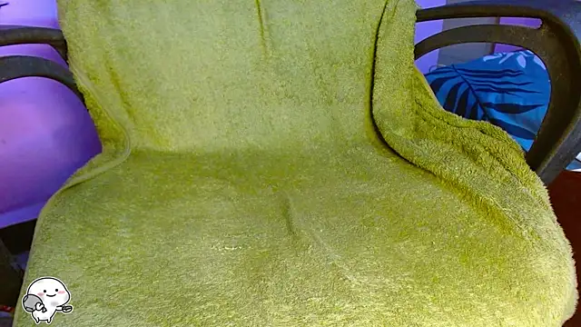 funndudd online show from November 23, 2025, 3:34 pm