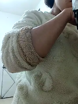 Ahalm online show from March 12, 2026, 9:43 pm