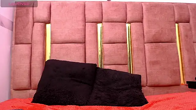 KENDALL ART online show from September 24, 2025, 7:06 pm