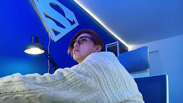 Snapshot of Skylar__Desire chatting on October 3, 2025, 1:41 pm Skylar Desire online show from October 3, 2025, 1:41 pm