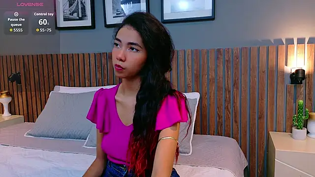 Snapshot of luna_roja25 chatting on October 2, 2025, 1:40 pm luna roja25 online show from October 2, 2025, 1:40 pm