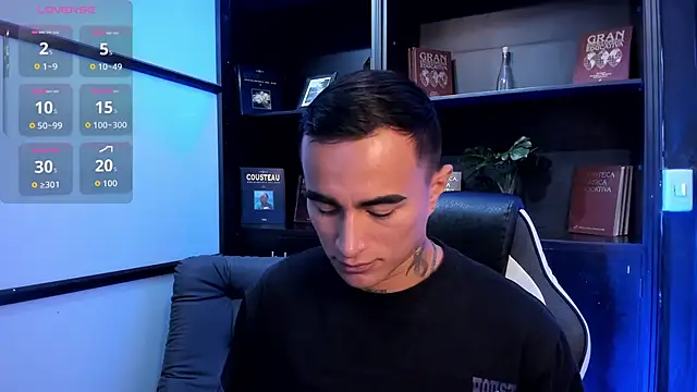 LiamDeep online show from September 20, 2025, 10:33 pm